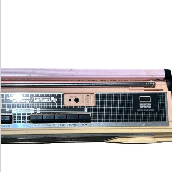 Vintage Sharp Double Cassette Player AM/FM BoomBox Ghetto Blaster - Picture 3 of 6
